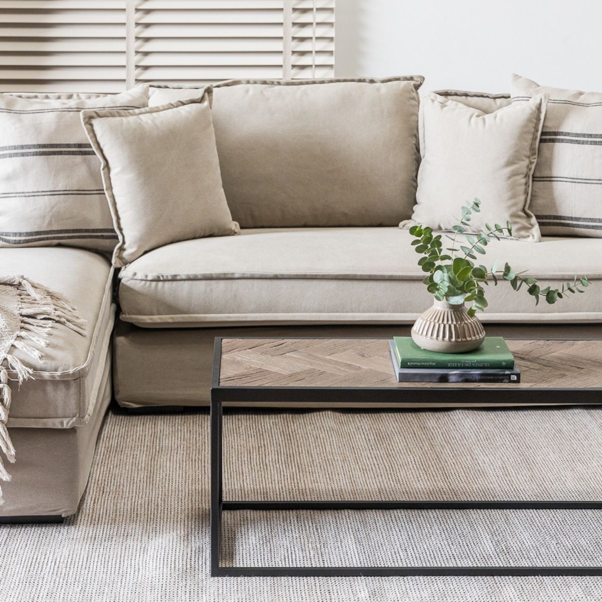 AMOBLE - Mesa De Centro Viena Amoblé