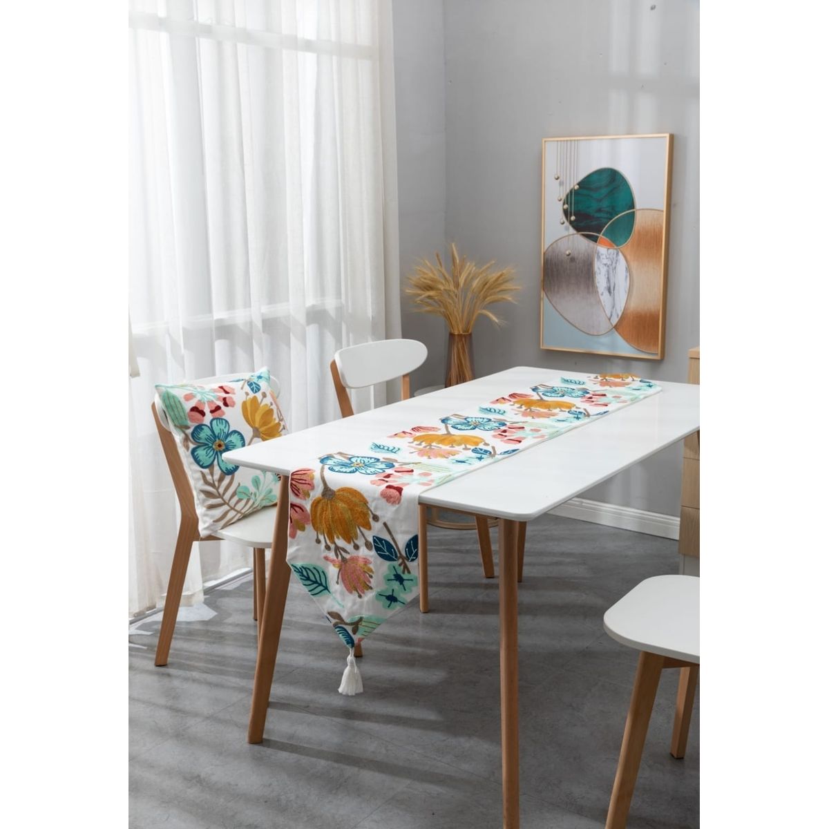 GENERICO - Camino de mesa bordados Con Borlas diseño a Elección