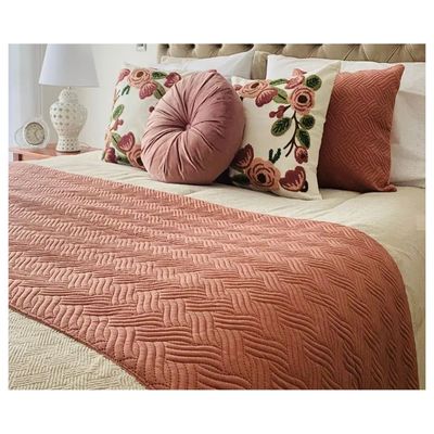 Imagen 2 del producto Piecera Plush Diseño Rosa 210 x 70 para King o 2Plazas