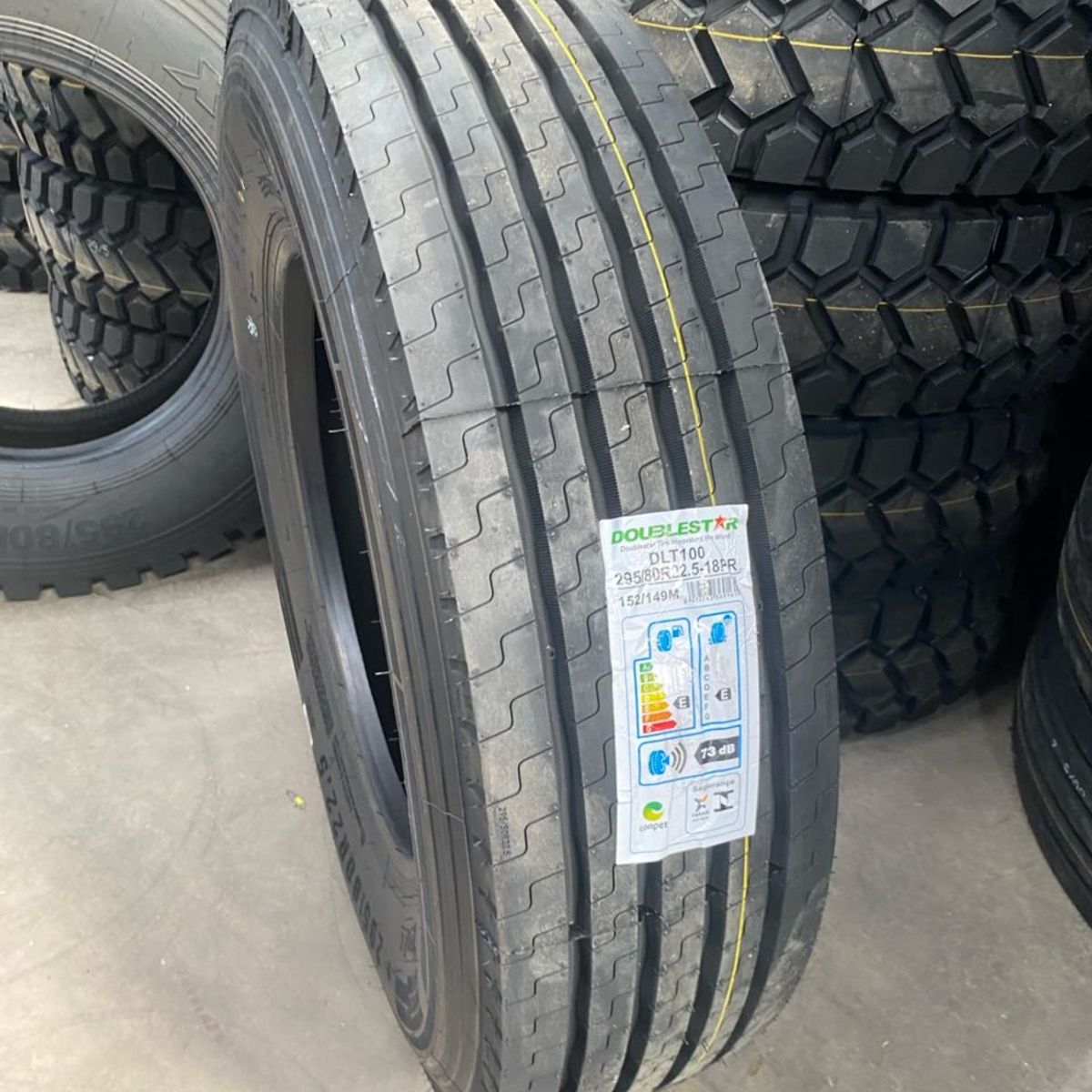 GENERICO - NEUMATICO 295/80 R22.5 18PR 152/149M DLT100 DIREC DOUBLESTAR GENERICO