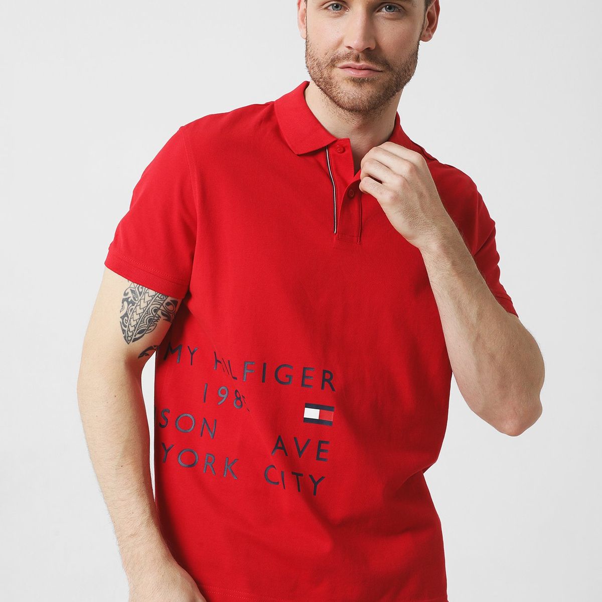 TOMMY HILFIGER - Polo Brand Love Logo Rojo Tommy Hilfiger