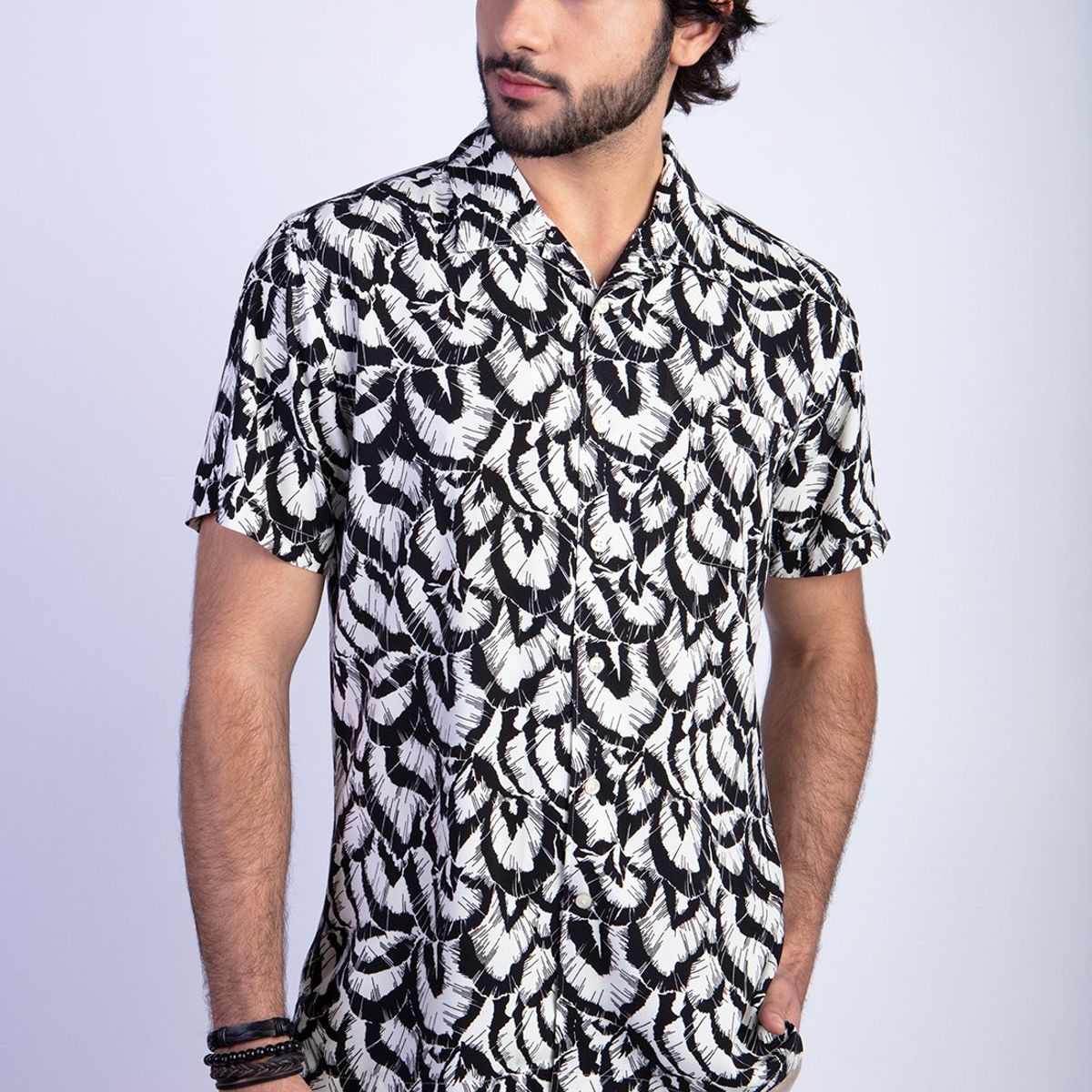 FEROUCH - Camisa Estampada Hojas F Negro Ferouch
