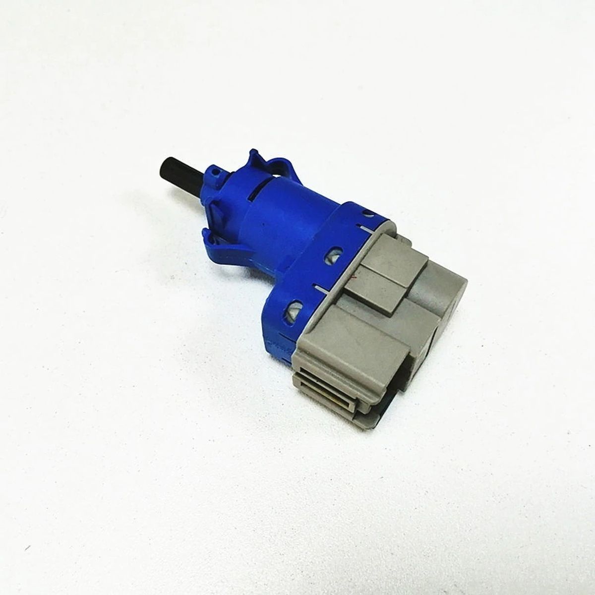 GENERICO - Sensor Luz Freno Interruptor para Mazda 2 3 6 Cx-7 Cx-5