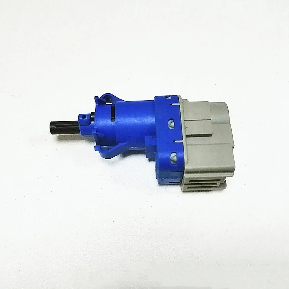 GENERICO - Sensor Luz Freno Interruptor para Mazda 2 3 6 Cx-7 Cx-5