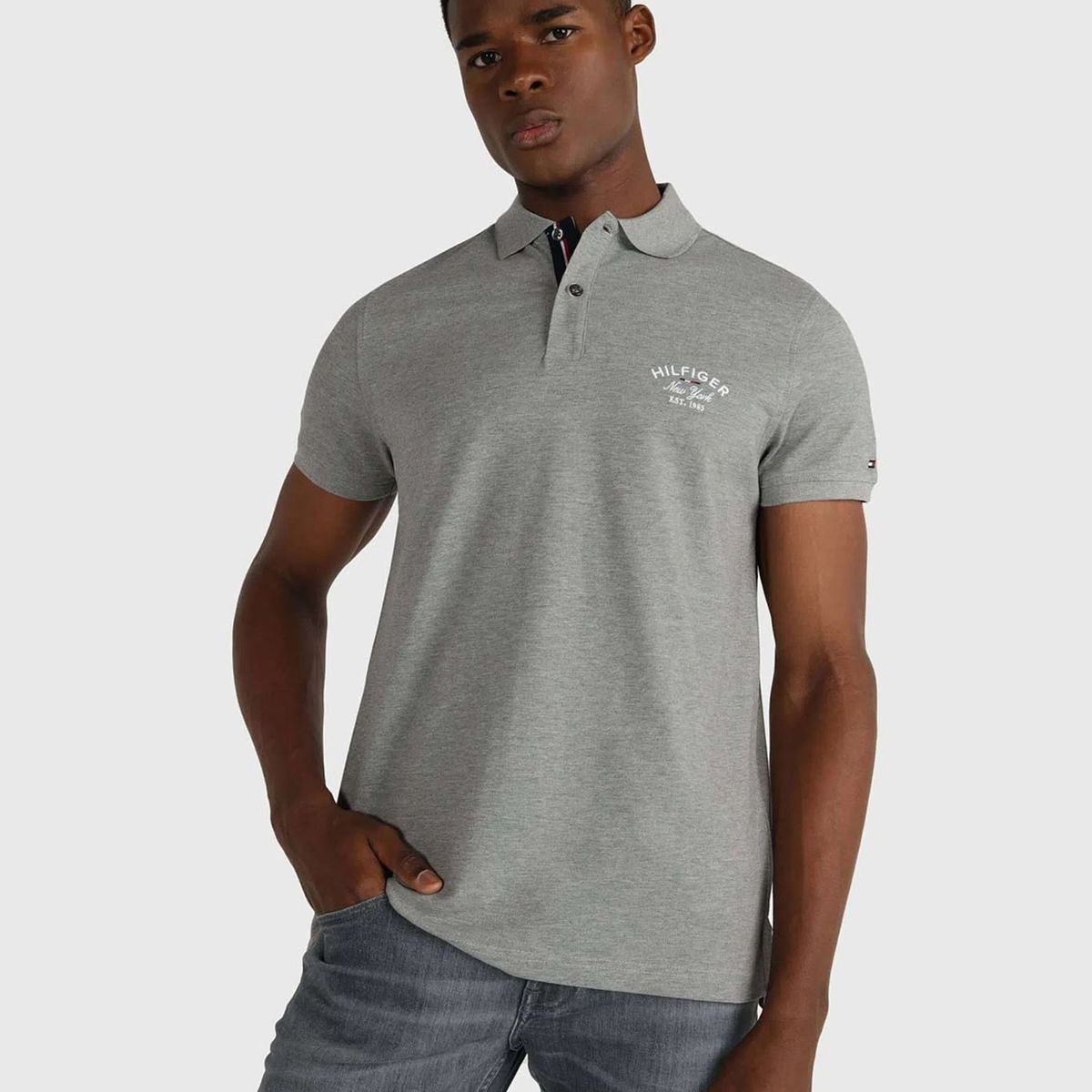TOMMY HILFIGER - Polo Logo Bordado Regular Fit Gris Hombre
