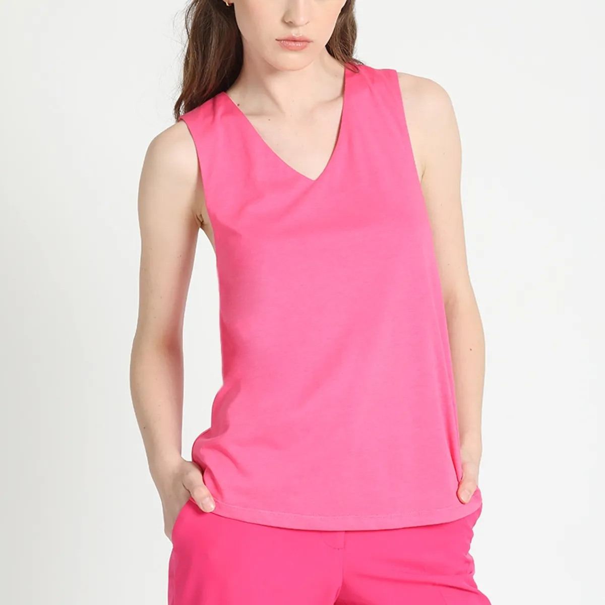 LIOLA - Top Tirantes Cruzados Fucsia Liola