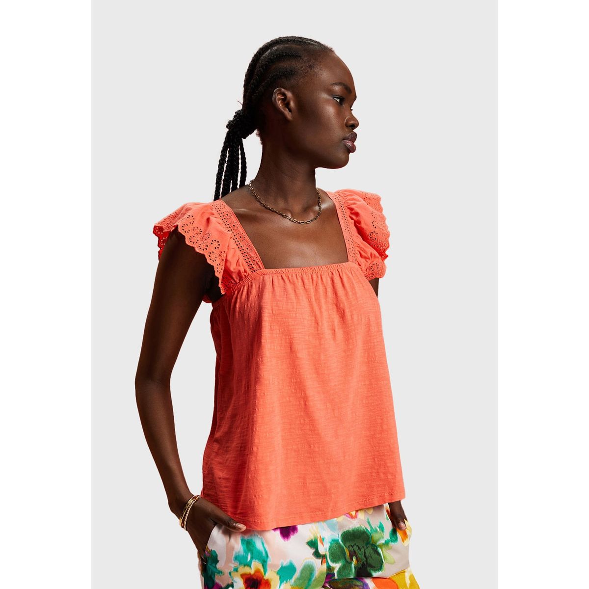 ESPRIT - Polera Mangas Bordadas Cuello Recto Mujer Esprit ESPRIT