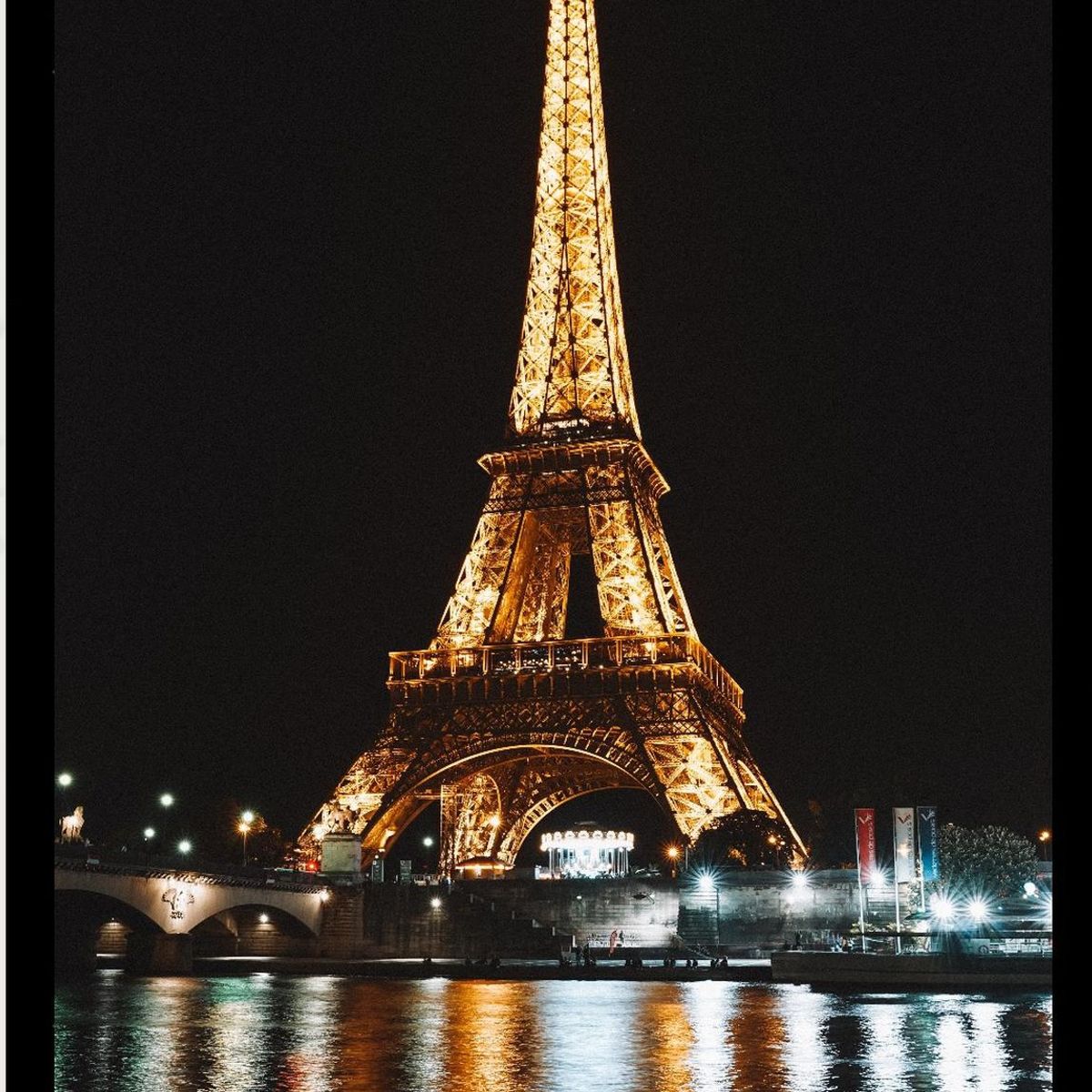 GENERICO - Cuadro Decorativo Torre Eiffel Noche Medidas 30x40 CM