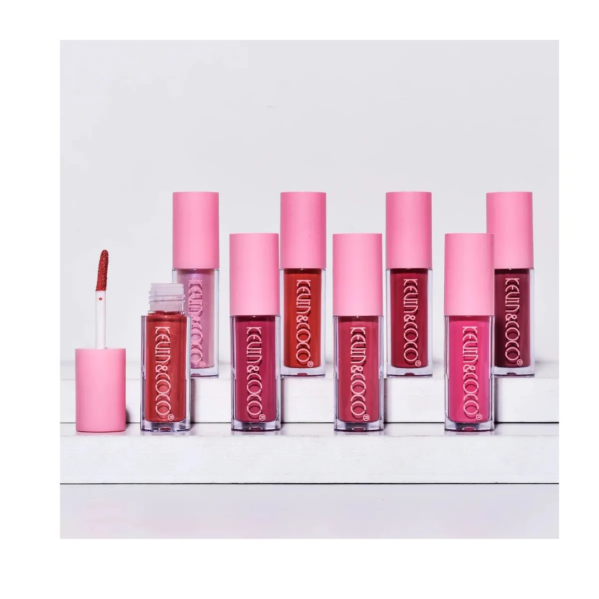 GENERICO - Labial liquido secado matte de larga duracion.