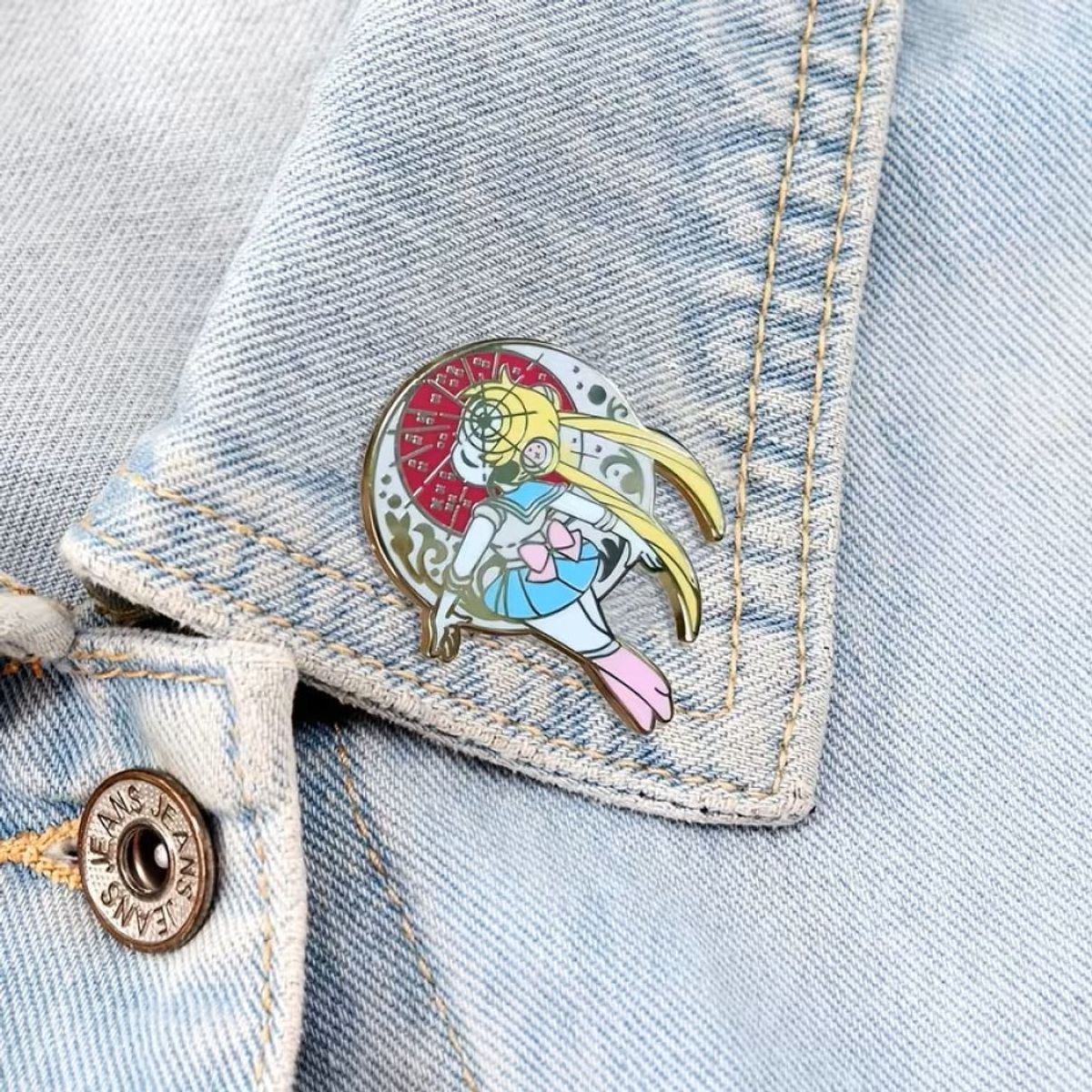 GENERICO - Pin Broche Vintage Dijes Sailor Moon Luna - Amarillo