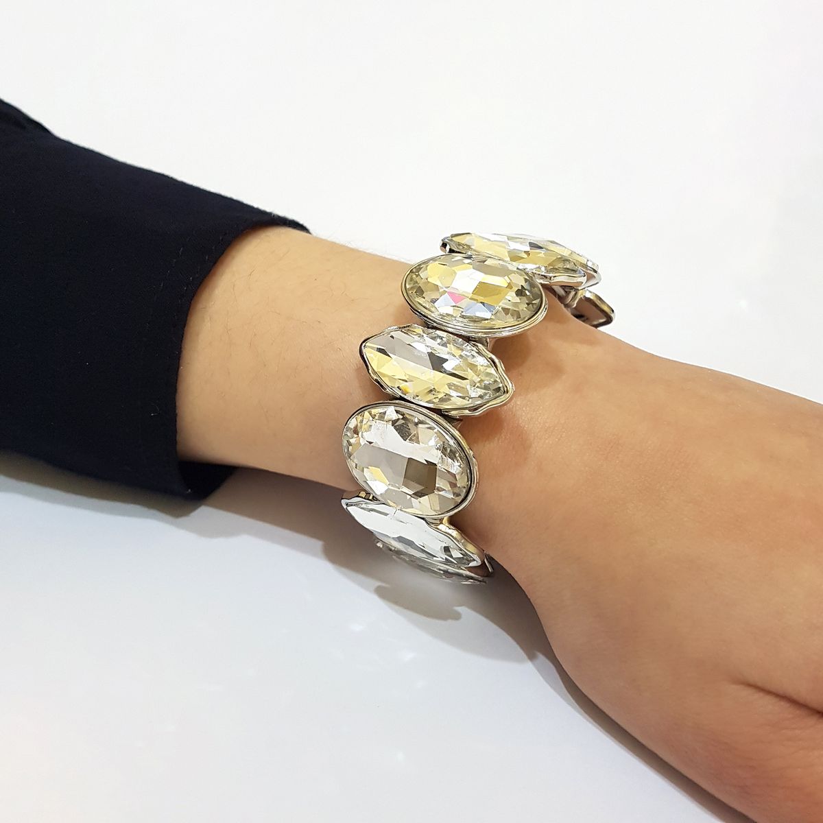 GENERICO - Brazalete  Pulsera Fantasía Para Fiesta Elasticada Delicate