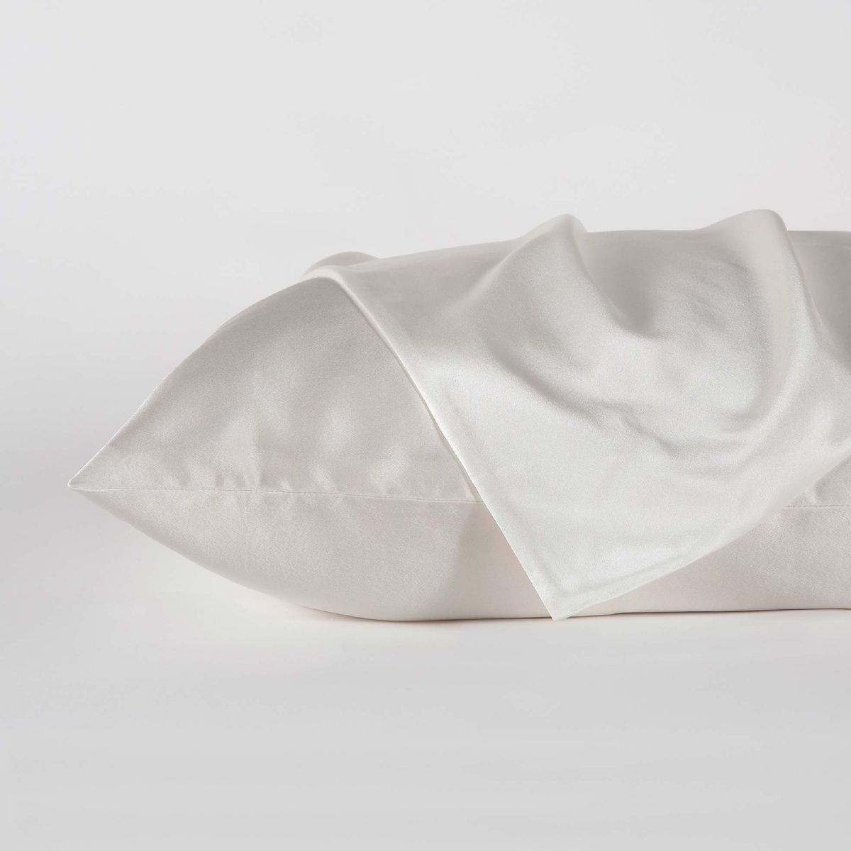 STUDIO VITAMINA - Funda de Seda- Blanca- King