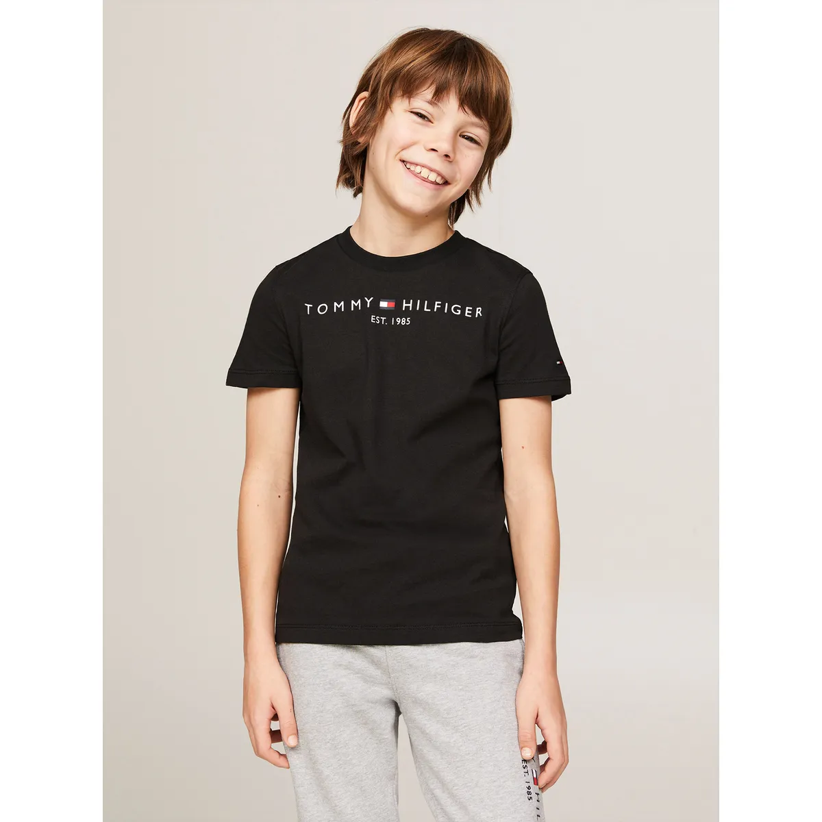 TOMMY HILFIGER - Polera Kids Essential Logo C-Neck Negro Tommy Hilfiger
