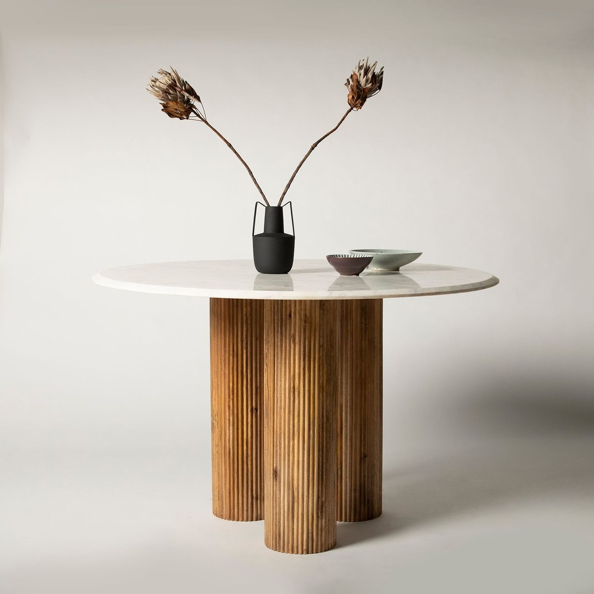 THE POPULAR DESIGN - MESA COMEDOR LORNA BLANCO