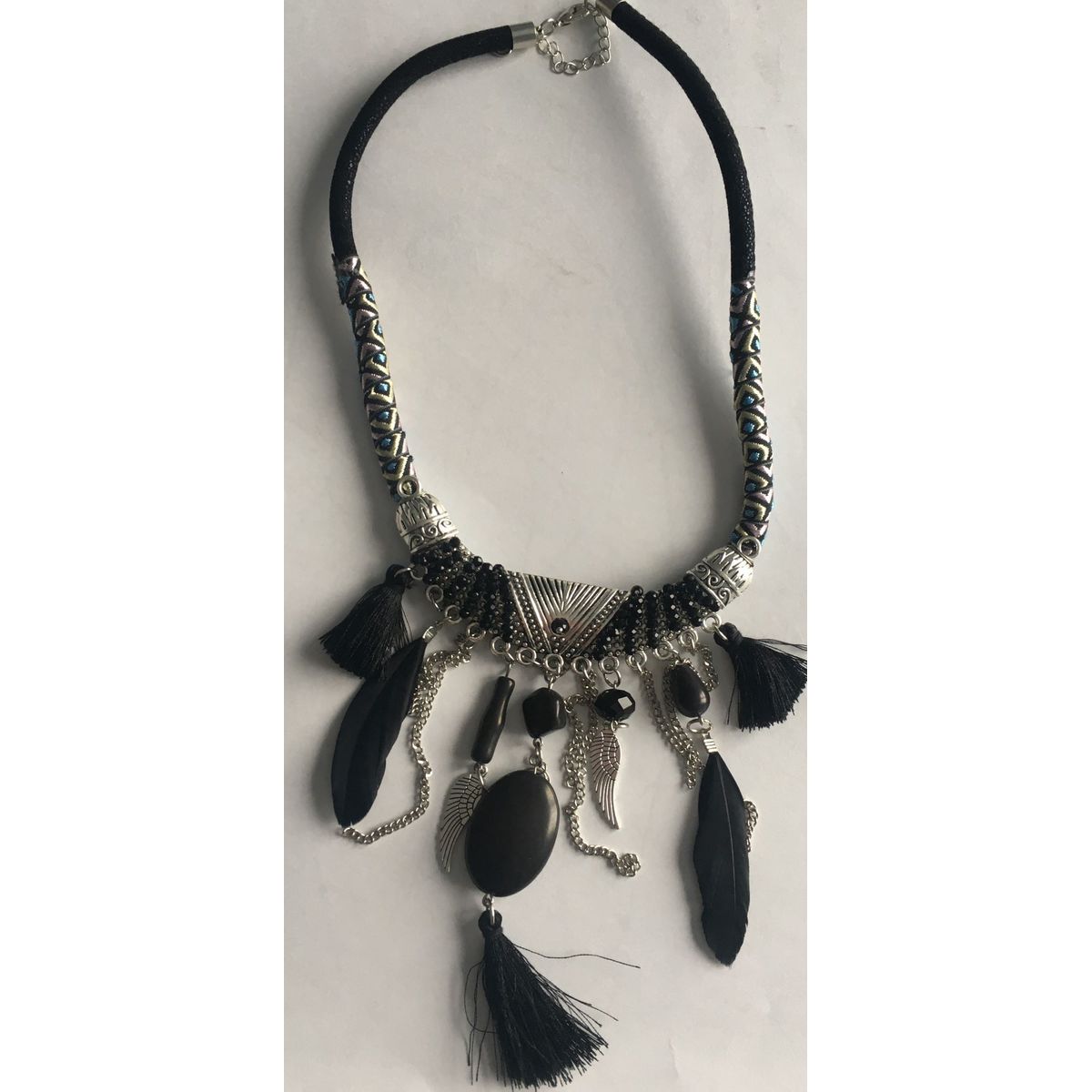 GENERICO - Collar de Borla Larga Plumas Black