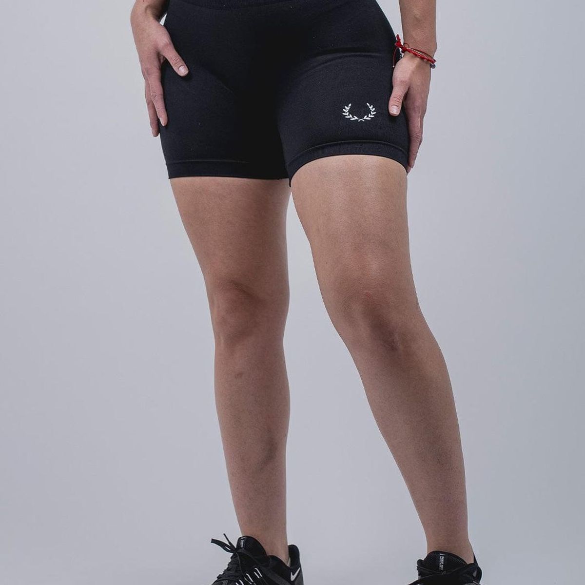 TROS - Empower Seamless Short Negro - Negro