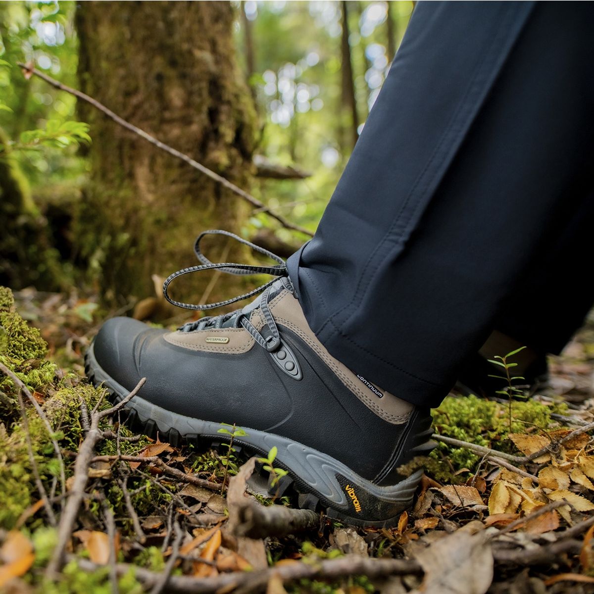 MERRELL - Botín impermeable Hombre Thermo 6 WP Negro MERRELL