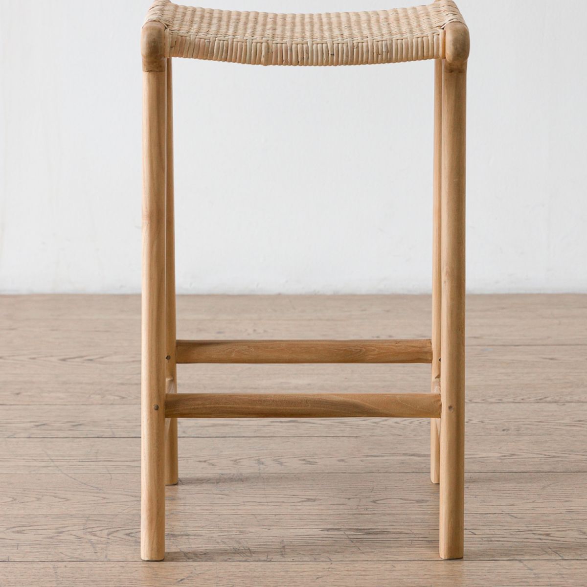 AMOBLE - Taburete Maine Bajo R Amoblé