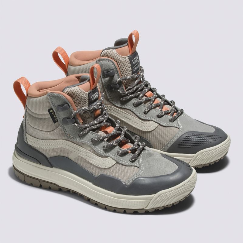 VANS - Zapatilla Caña Ultrarange Exo Hi Go Beige Unisex VANS