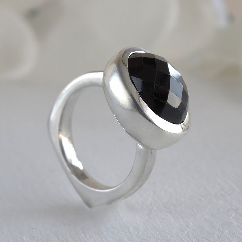 GENERICO - TALLA 14: Anillo solitario de plata 950 con espinel negro mujer