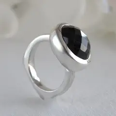 GENERICO - TALLA 14: Anillo solitario de plata 950 con espinel negro mujer