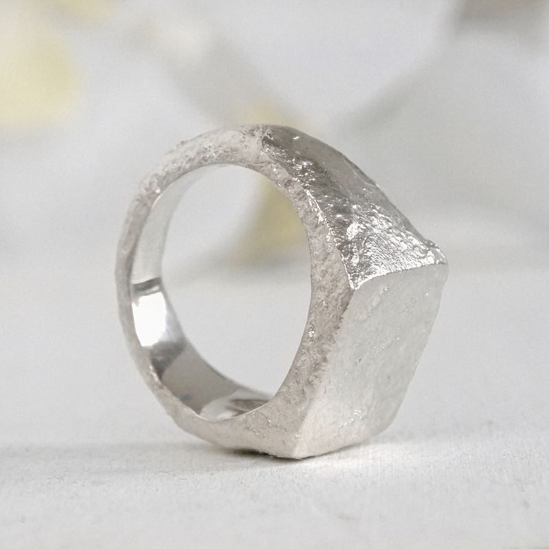 GENERICO - TALLA 13: Anillo de sello rústico hecho en plata 950 mujer