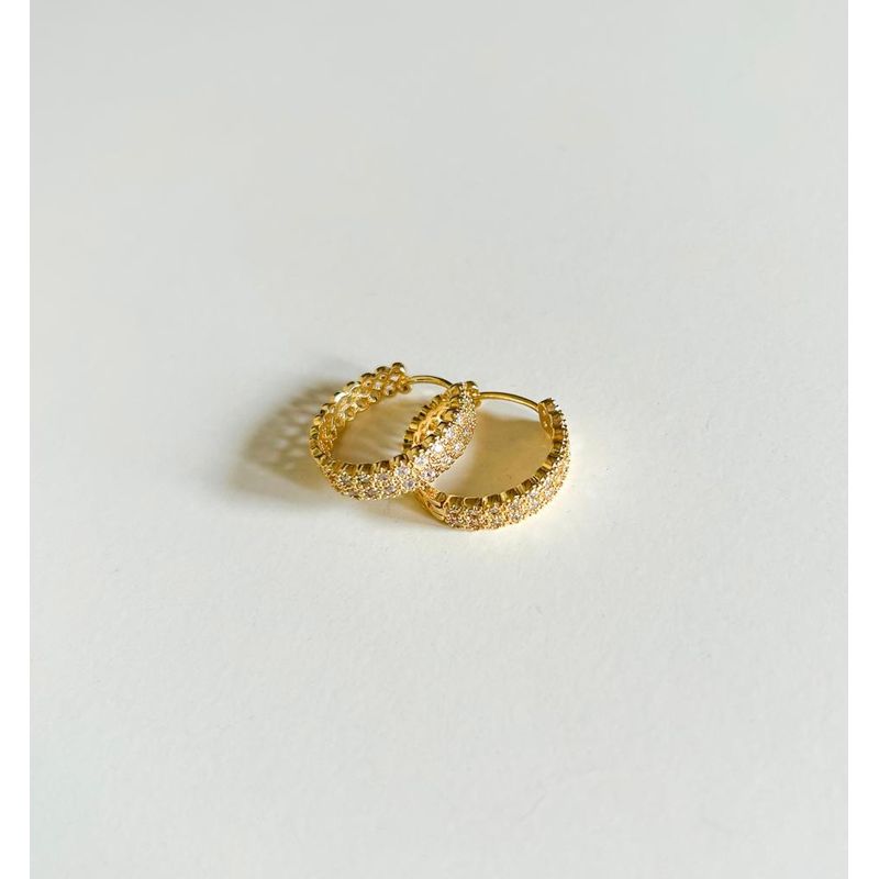 EL BAZAR DE ELLA - Aros bañados en oro 14Kt y piedra circonita - modelo Maeve