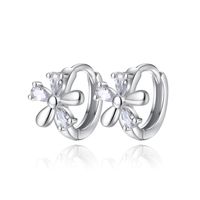 Aros de Flor con Circones Plateado