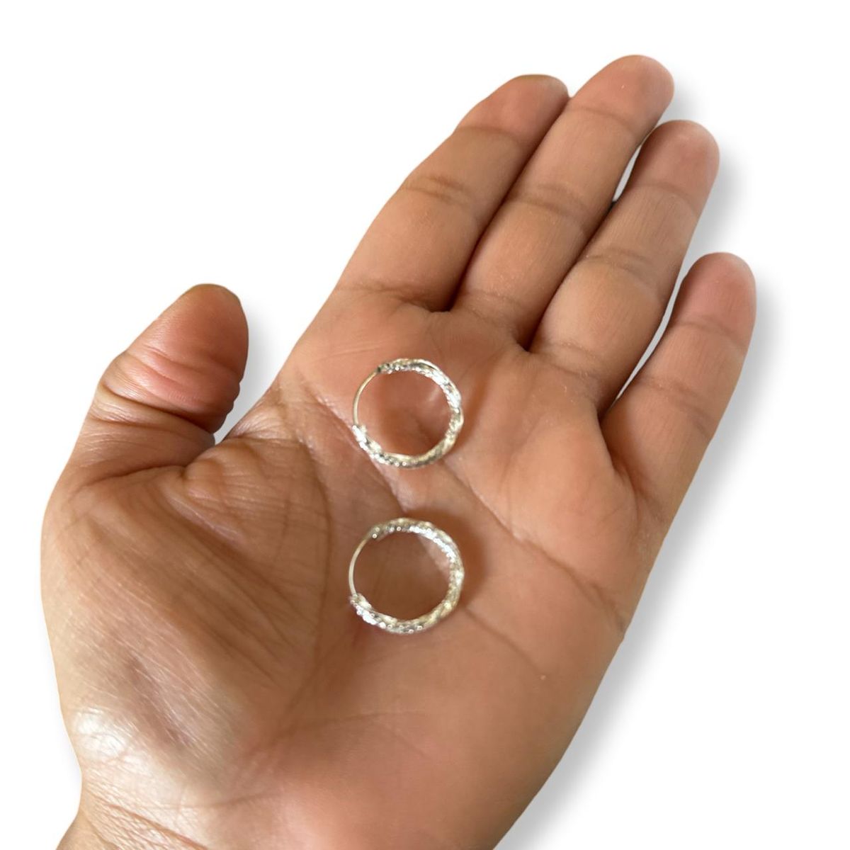 GENERICO - Aro Argolla Modelo Entorchada Pequeña Plata Ley 925 Mas Caja