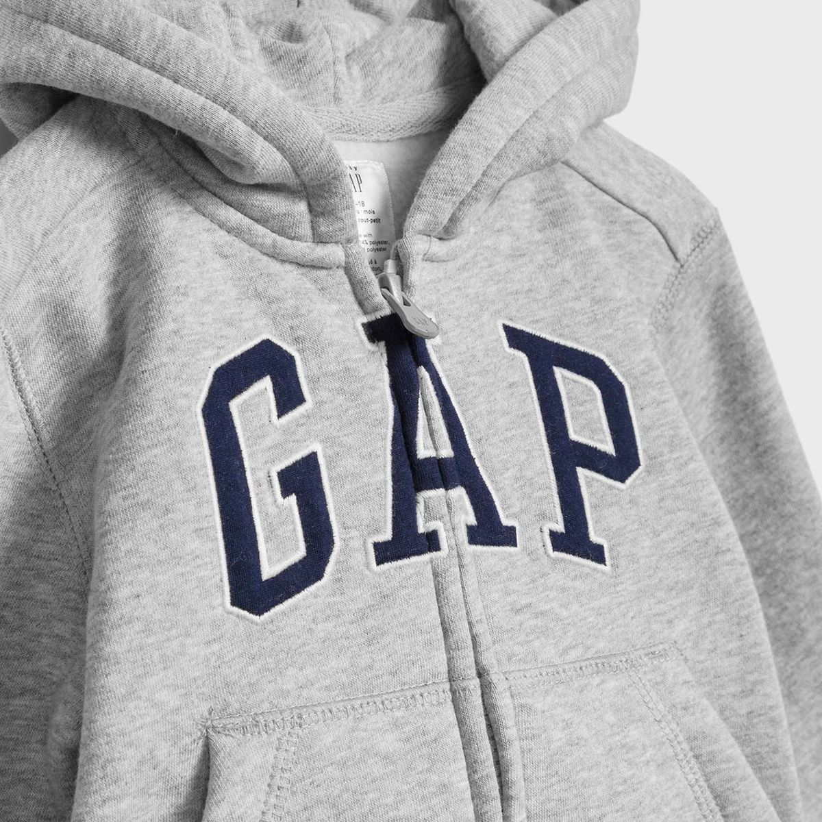 GAP - Polerón Liso Logo Con Cierre Gris GAP