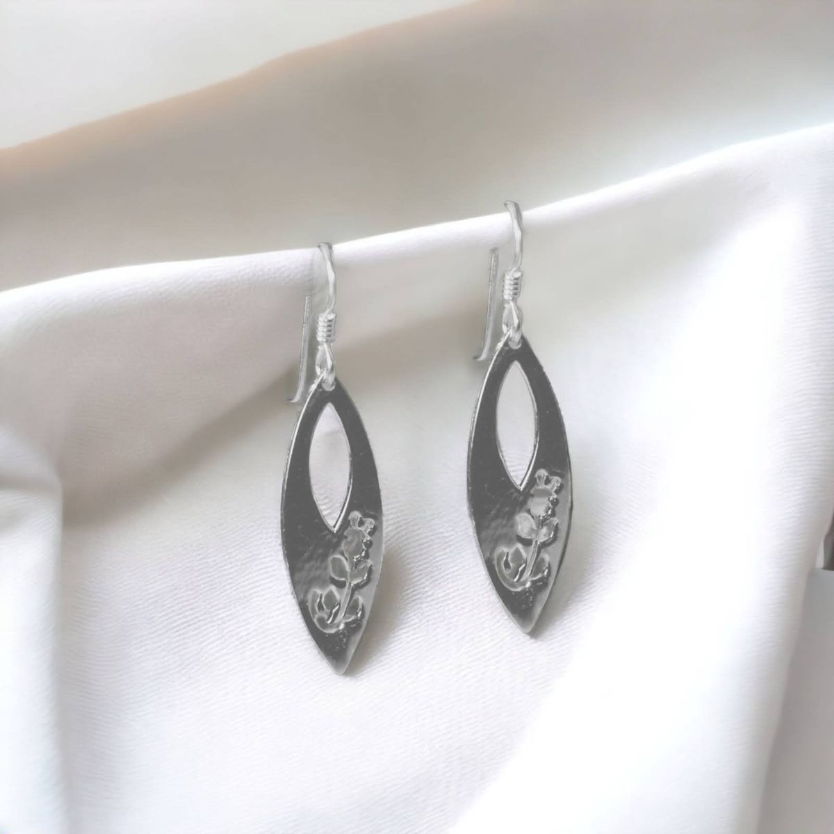 GENERICO - Aros de Plata Ovalado Espiga