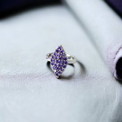 Imagen 2 del producto Anillo de Plata Rombo Circones Violeta