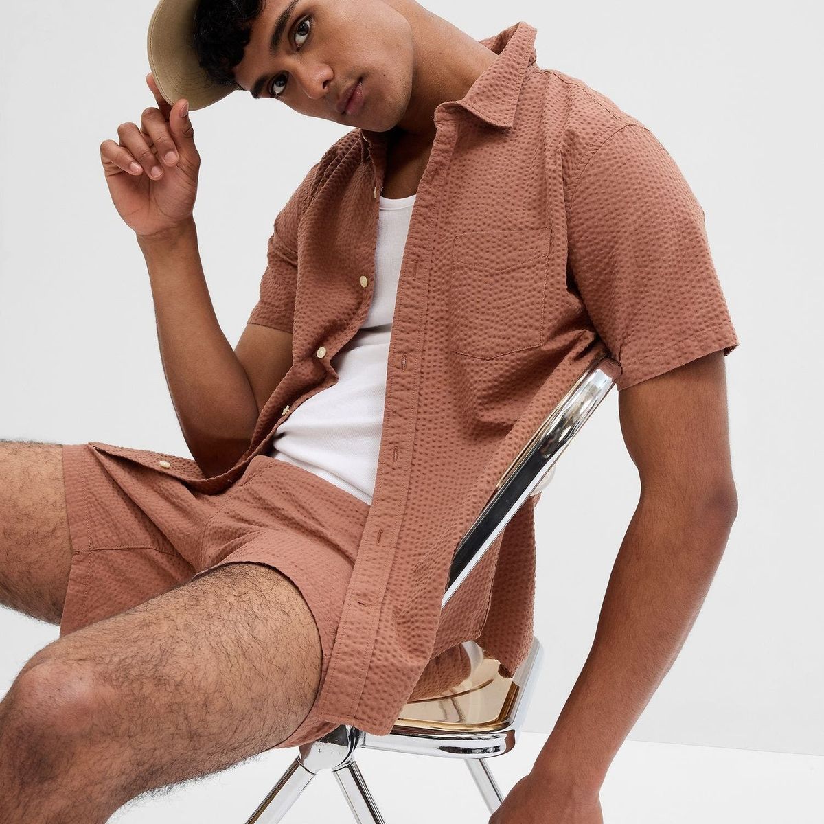 GAP - Camisa Hombre Texturada Standard Fit Café GAP