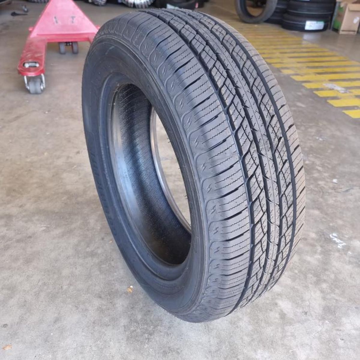 GOODRIDE - NEUMATICO 22560 R17 SU318 99T