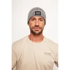 WILD LAMA - Gorro Lek Reciclado Fit Corto Negro