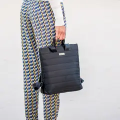 BABAU BARCELONA - Cartera Mochila Europea apta laptop 13¨Iluminación Integrada Seatlbelt