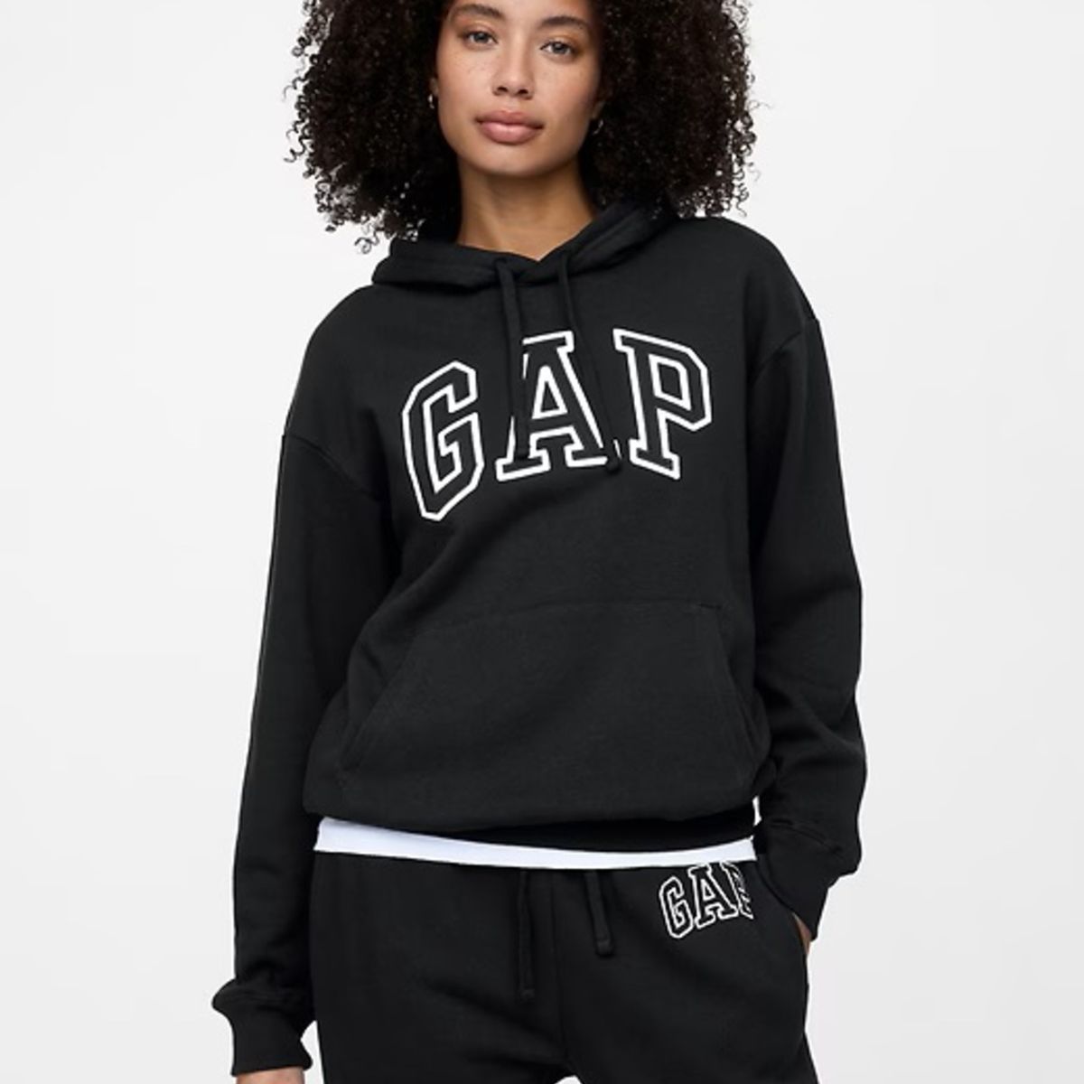 GAP - Polerón Logo Sin cierre Negro GAP