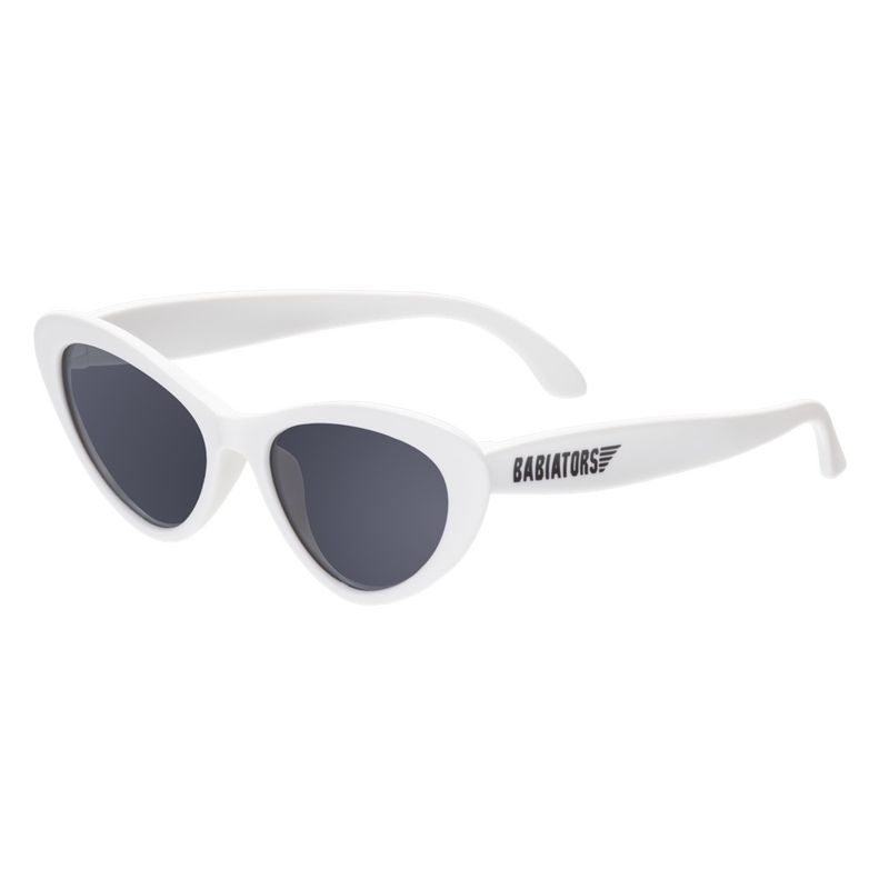 BABIATORS - Original Cat-Eye Wicked White I Smoke Lens I 3-5 años
