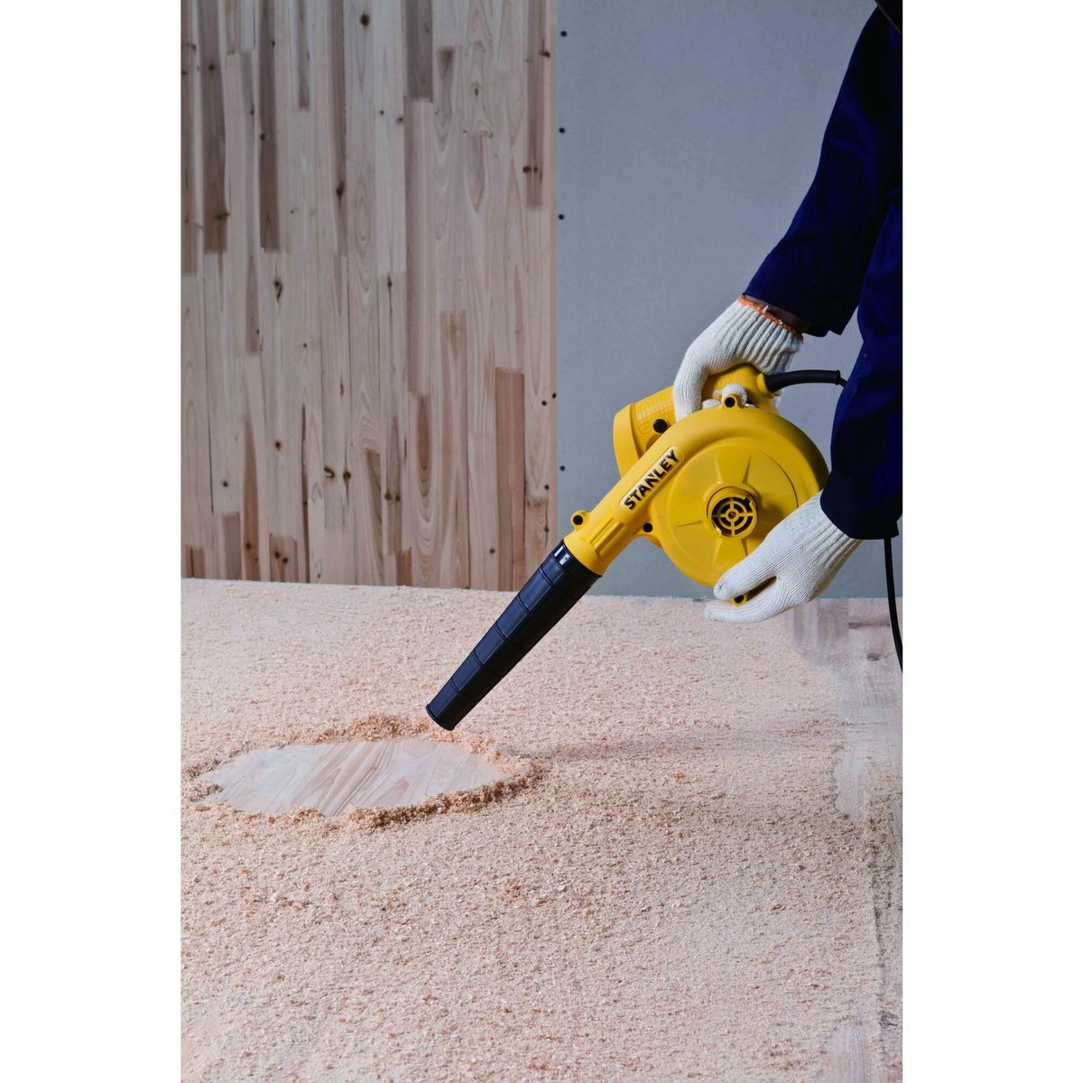 STANLEY JR - Soplador/Aspirador 600 W 16000 RPM STANLEY STPT600