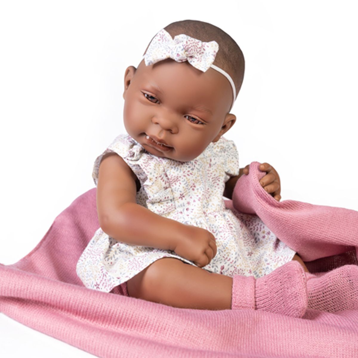 ANTONIO JUAN - Recién Nacida con Mantita Tejida Antonio Juan