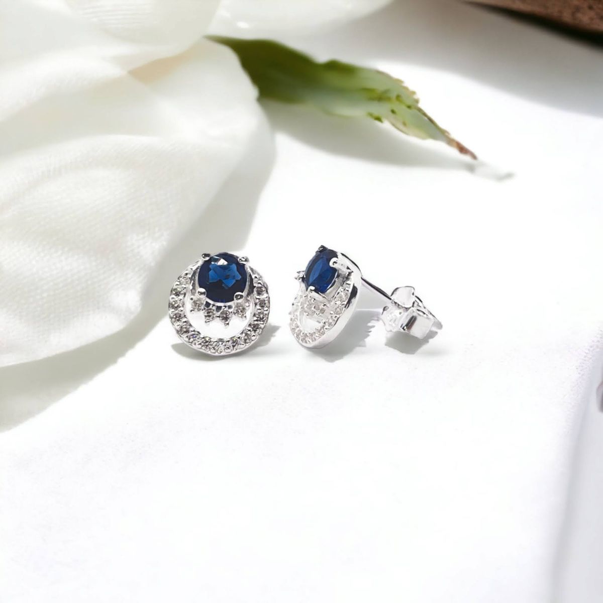 GENERICO - Aros de Plata Tornillo Circulo con Circón