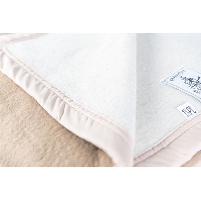 Imagen 2 del producto Frazada 70% Lana, 30% Acrílico Beige 2,5 plazas