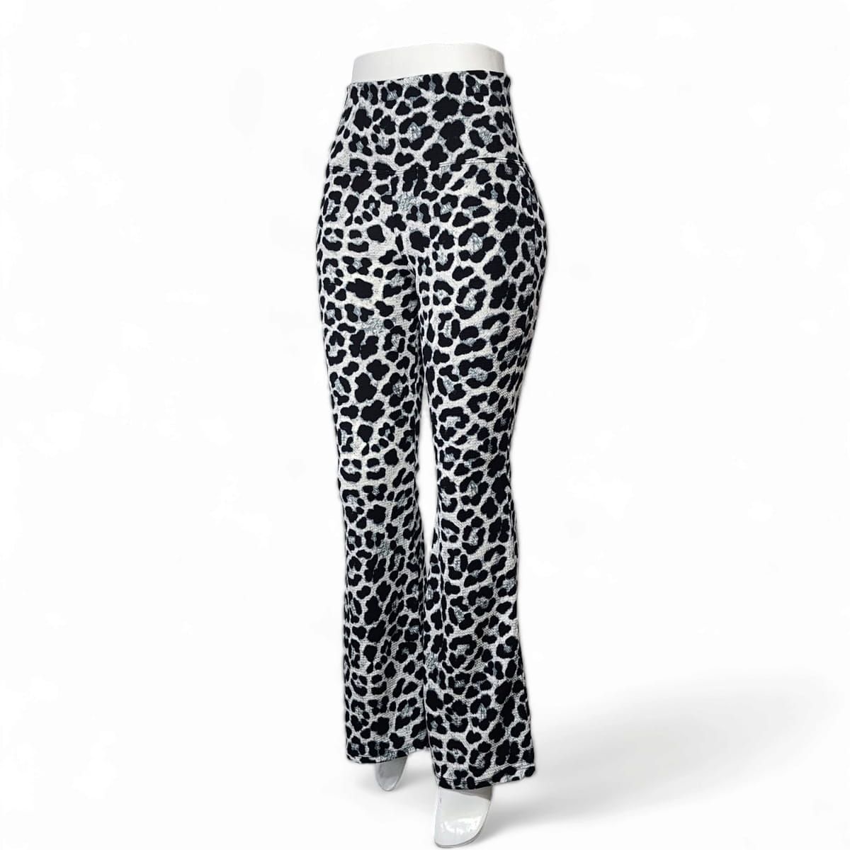 GENERICO - calzas flare pata elefante efecto push up diseño animal print