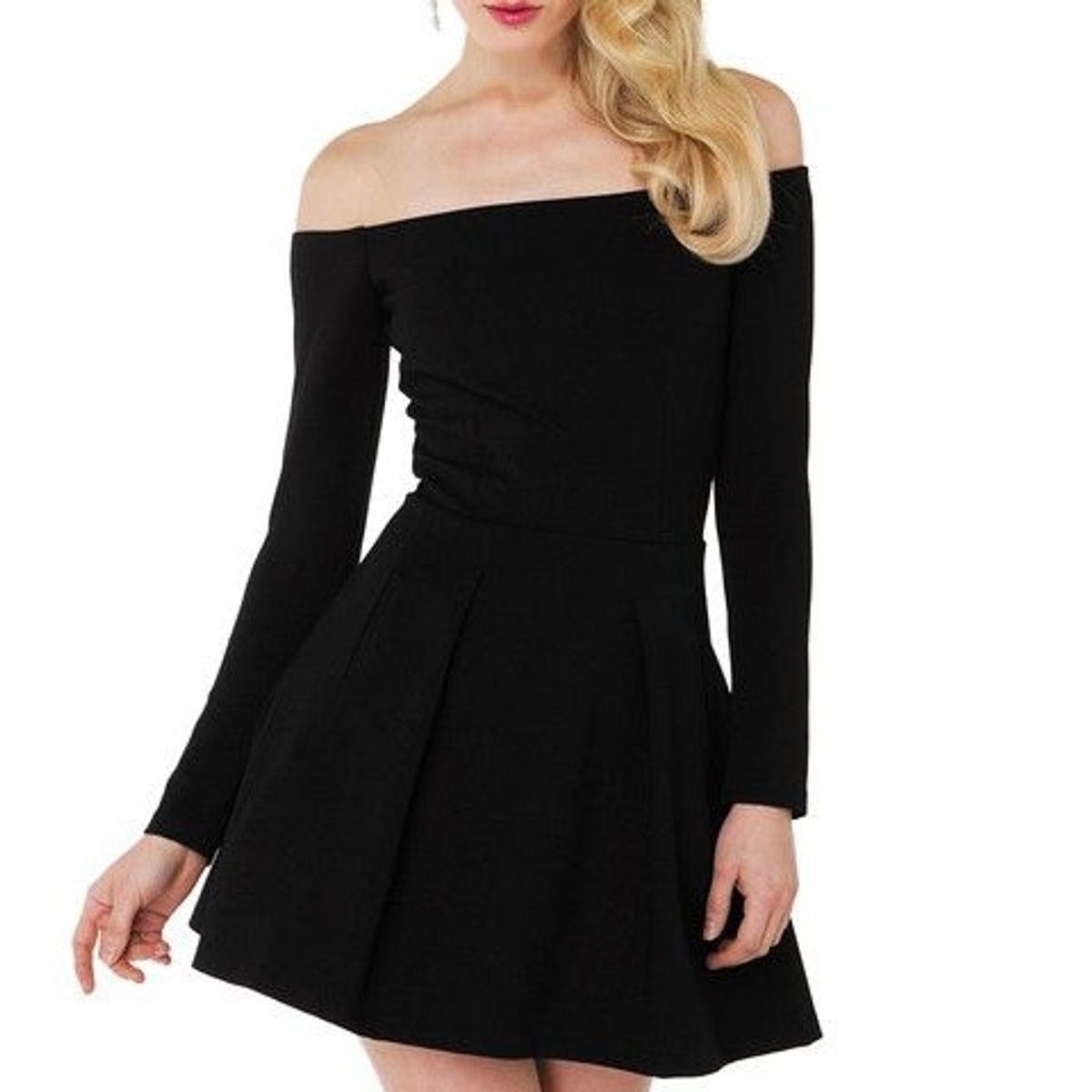 HENNE CLOTHING - Vestidos de Fiesta Cortos