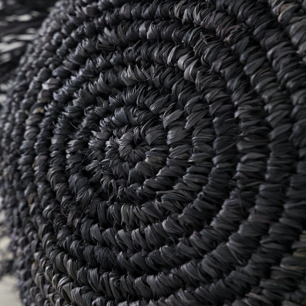 AMOBLE - Cojin Dion Negro Redondo  Amoblé