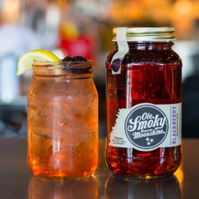 Imagen 2 del producto Whisky Moonshine Blackberry 750ml