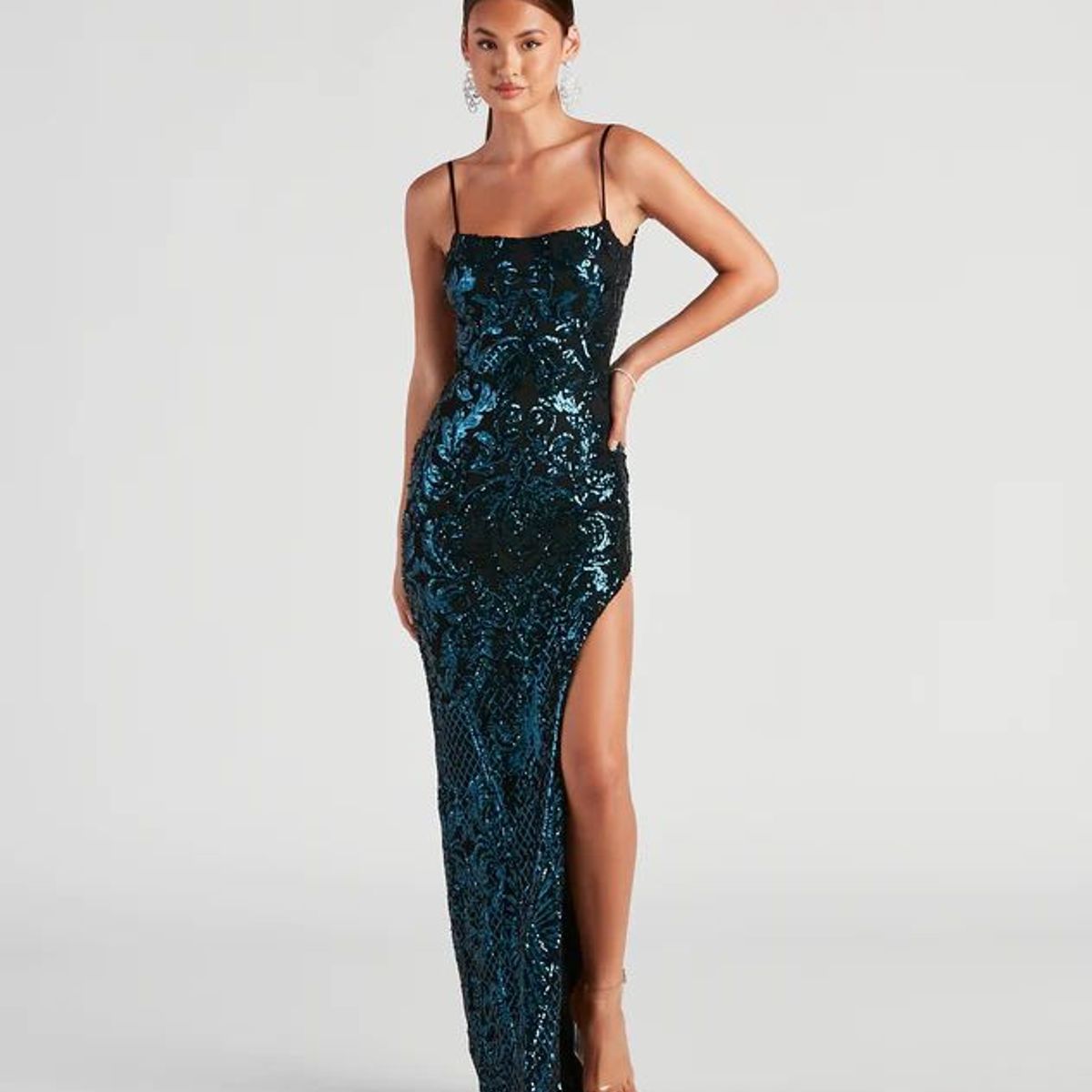 WINDSOR - Jenelle Formal Sequin Open Back Dress