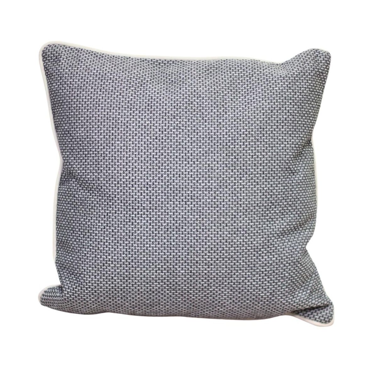 GENERICO - Cojín Antonia Gris Omega  50x50 cm Máxima Design.