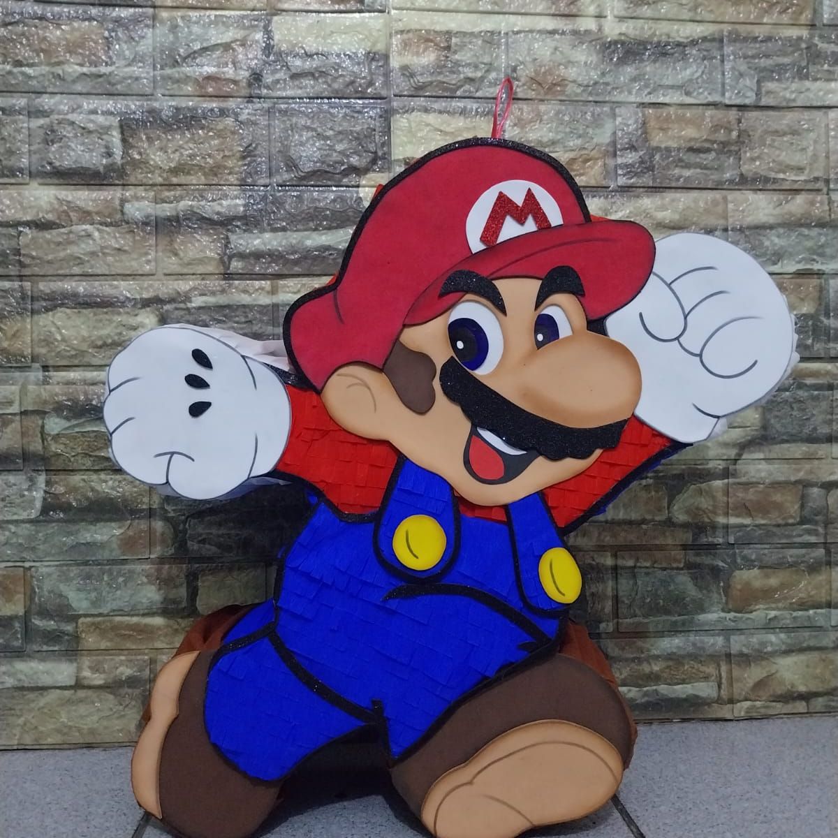 GENERICO - Piñata Super Mario de 50cm de alto con abertura para q caigan los dulces