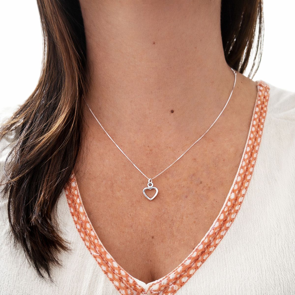JOYAS MYTOKE - Colgante Corazon Calado Mas Cadenita Plata Fina 925